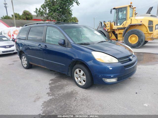  Salvage Toyota Sienna