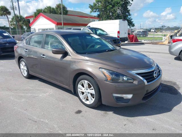  Salvage Nissan Altima