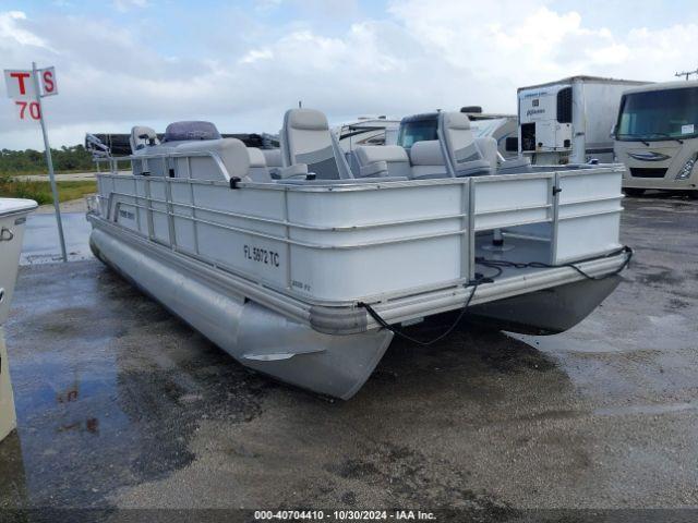  Salvage Leisure Craft Other