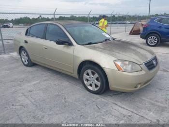  Salvage Nissan Altima