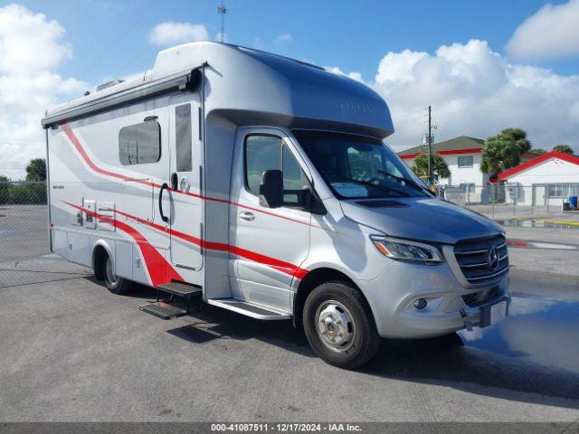  Salvage Mercedes-Benz Sprinter 3500xd