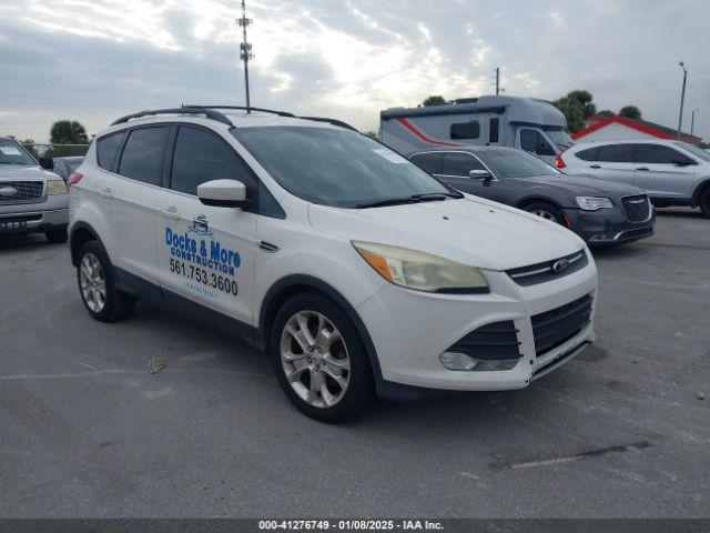  Salvage Ford Escape