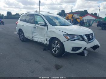  Salvage Nissan Pathfinder