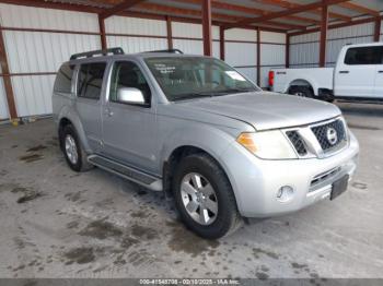  Salvage Nissan Pathfinder