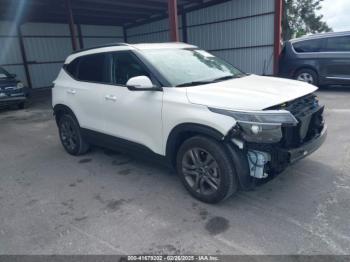  Salvage Kia Seltos