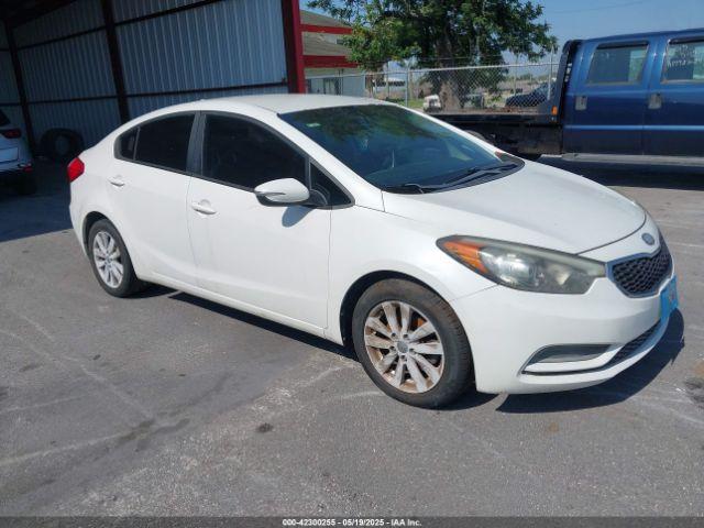  Salvage Kia Forte
