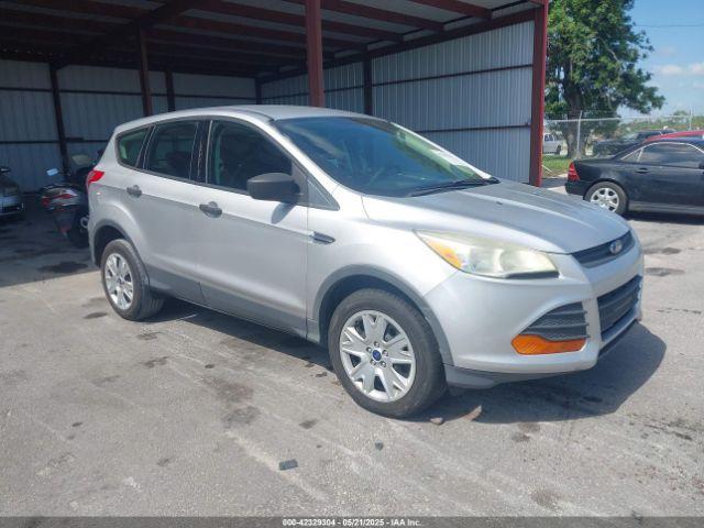  Salvage Ford Escape