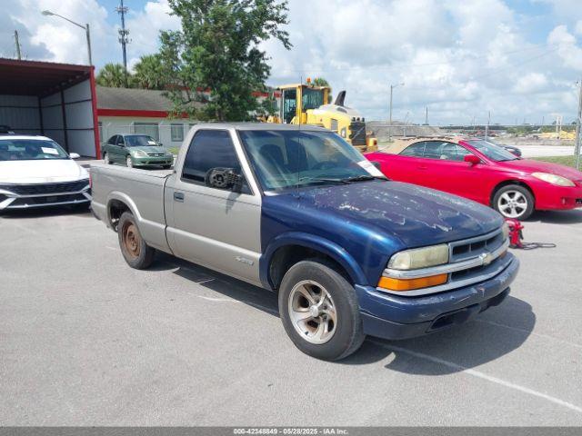  Salvage Chevrolet S-10