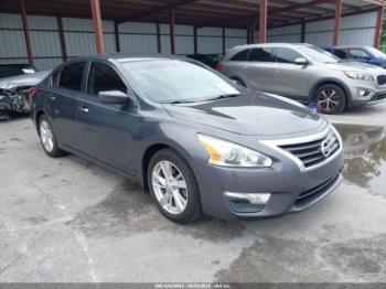  Salvage Nissan Altima