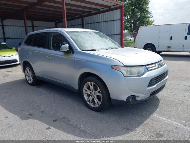  Salvage Mitsubishi Outlander