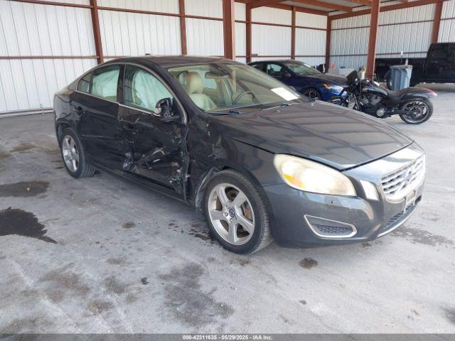  Salvage Volvo S60
