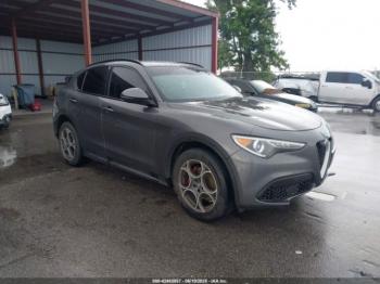  Salvage Alfa Romeo Stelvio