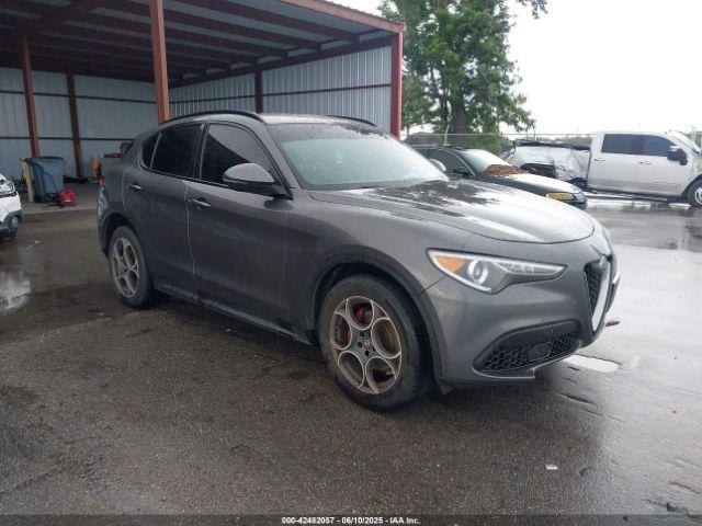  Salvage Alfa Romeo Stelvio