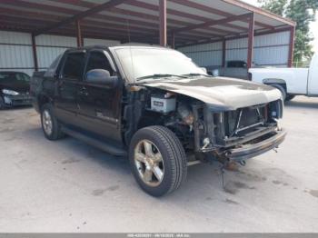  Salvage Chevrolet Avalanche 1500