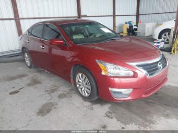 Salvage Nissan Altima