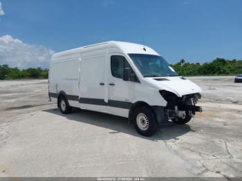  Salvage Mercedes-Benz Sprinter 2500