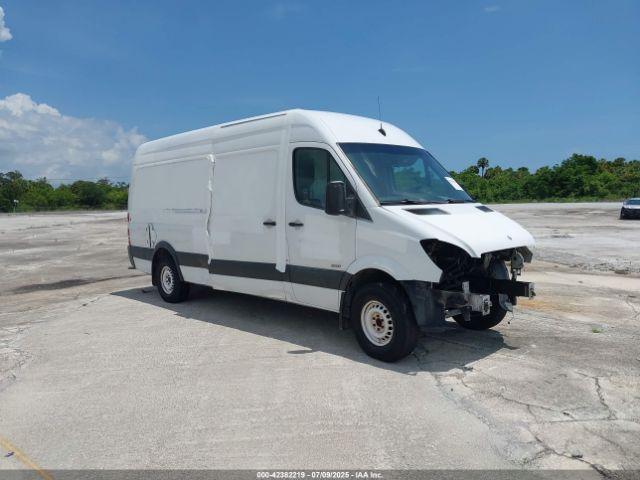  Salvage Mercedes-Benz Sprinter 2500