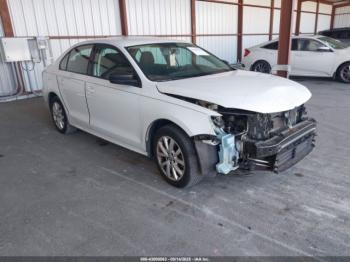  Salvage Volkswagen Jetta