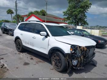  Salvage Kia Telluride