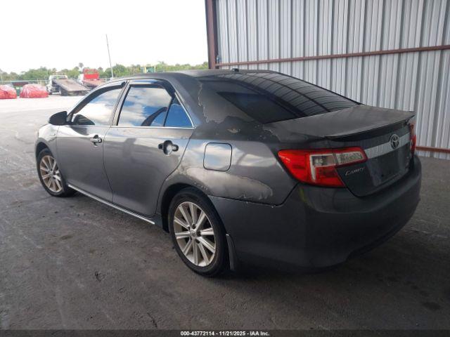 Toyota Camry Xle Image 4