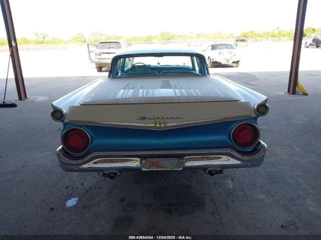 Ford Galaxie Image 17