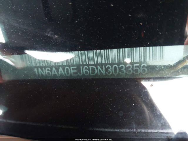 Nissan Titan Sv Image 11