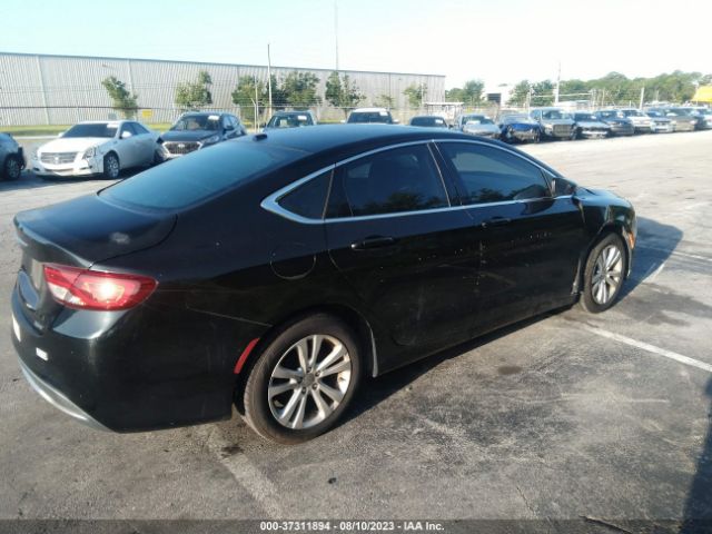 Chrysler 200 Limited Image 5