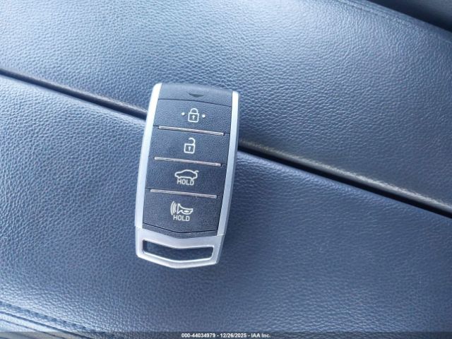 Genesis G80 3.8 Image 10