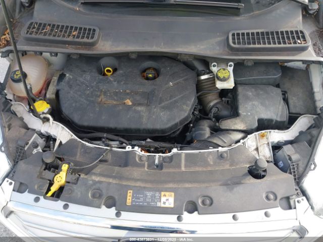 Ford Escape Titanium Image 14