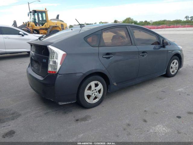 Toyota Prius Iii Image 4