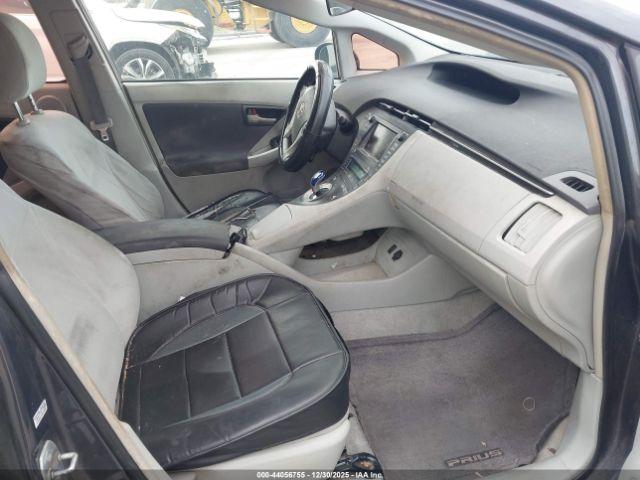 Toyota Prius Iii Image 2