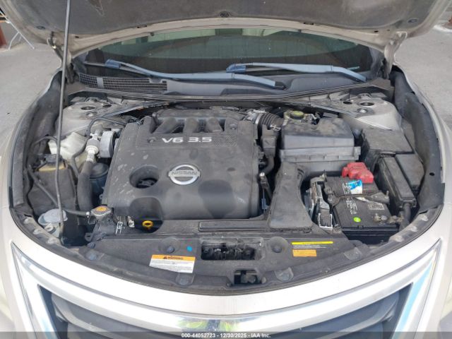 Nissan Altima Image 11