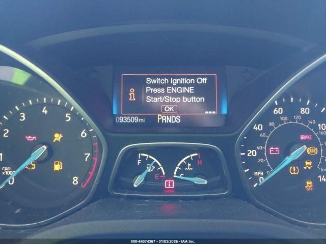 Ford Focus Titanium Image 2