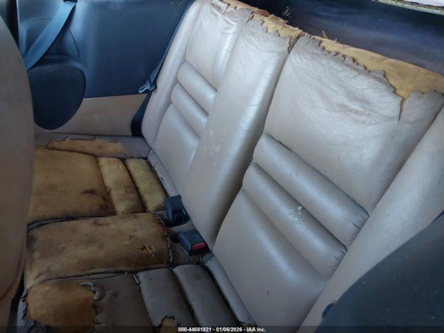 Ford Mustang Image 10