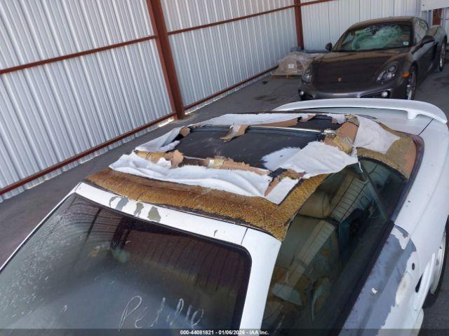 Ford Mustang Image 9