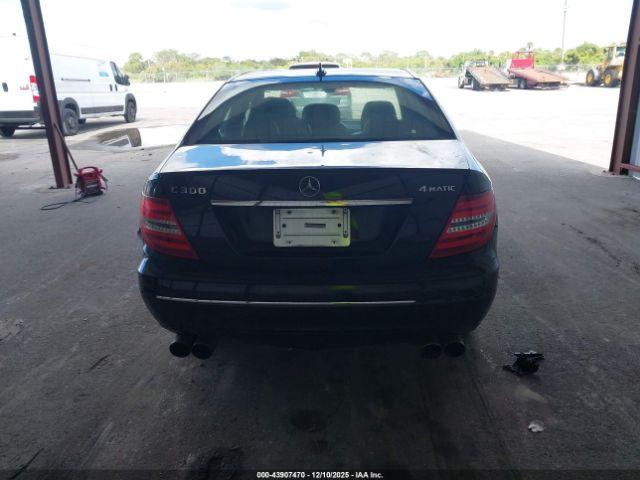 Mercedes-Benz C-Class Image 14