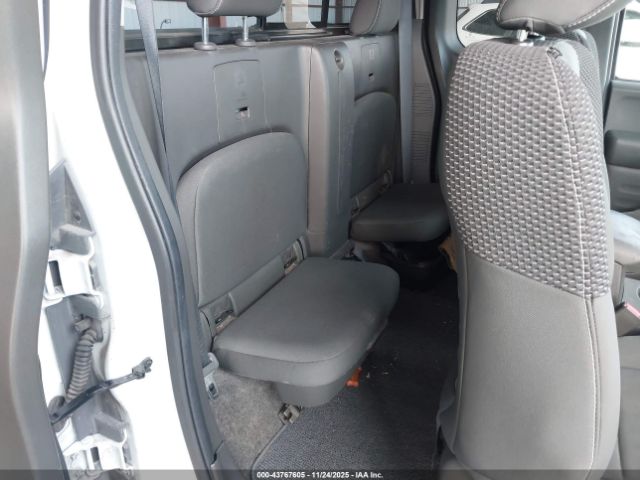 Nissan Frontier Desert Runner Image 15