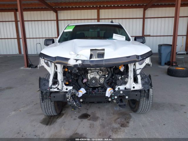 Chevrolet Silverado 1500 4wd  Short Bed Custom Image 9