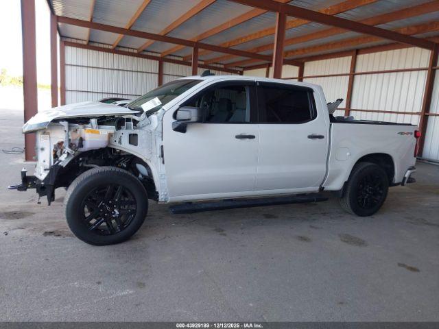 Chevrolet Silverado 1500 4wd  Short Bed Custom Image 15