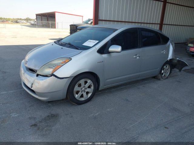 Toyota Prius Image 10