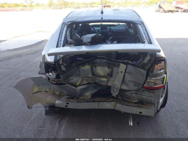 Toyota Prius Image 4