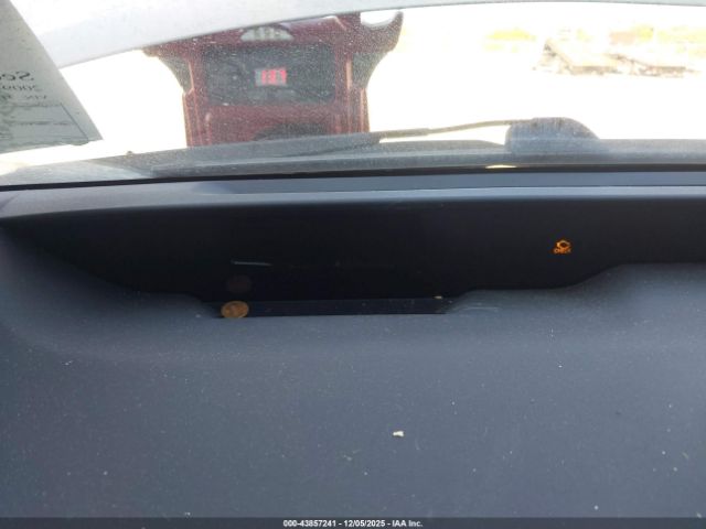 Toyota Prius Image 8