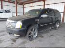 Cadillac Escalade Standard Image 4