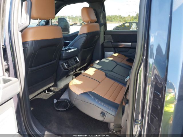 Ford F-150 Platinum Image 7